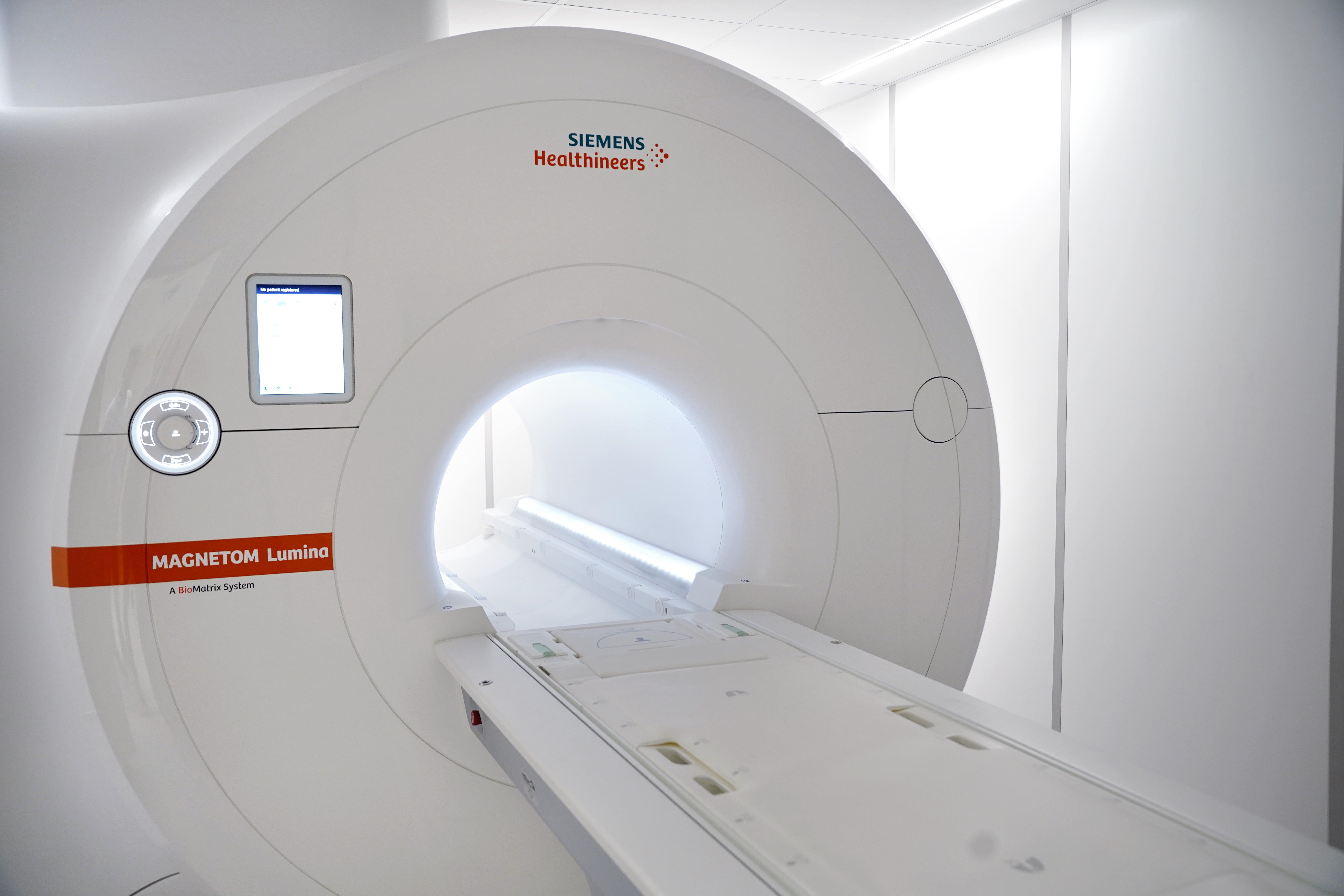 Csúcskategóriás 3 Teslás MRI.